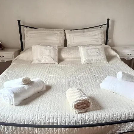 Bed and Breakfast La Casa Rossa Coiano Exterior foto
